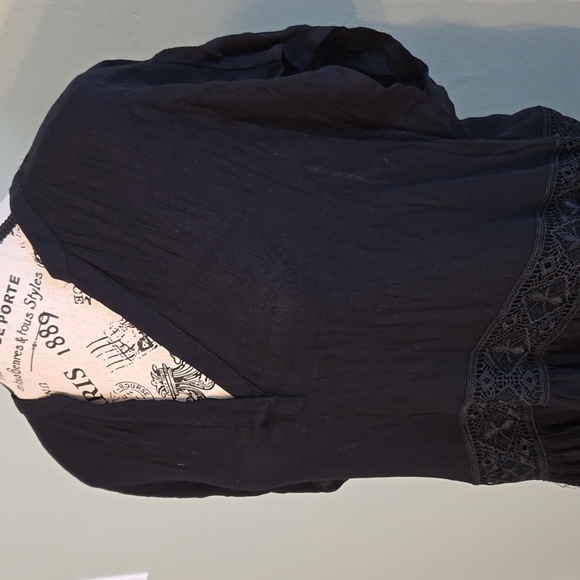 Black Split Neck Tiered Dress - Picture 3 of 8